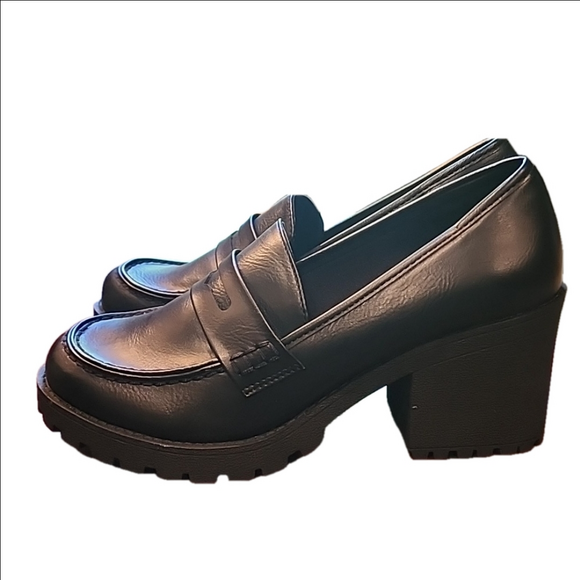 🖤NWOT🖤 SODA Kinder platform penny loafer - Picture 4 of 6